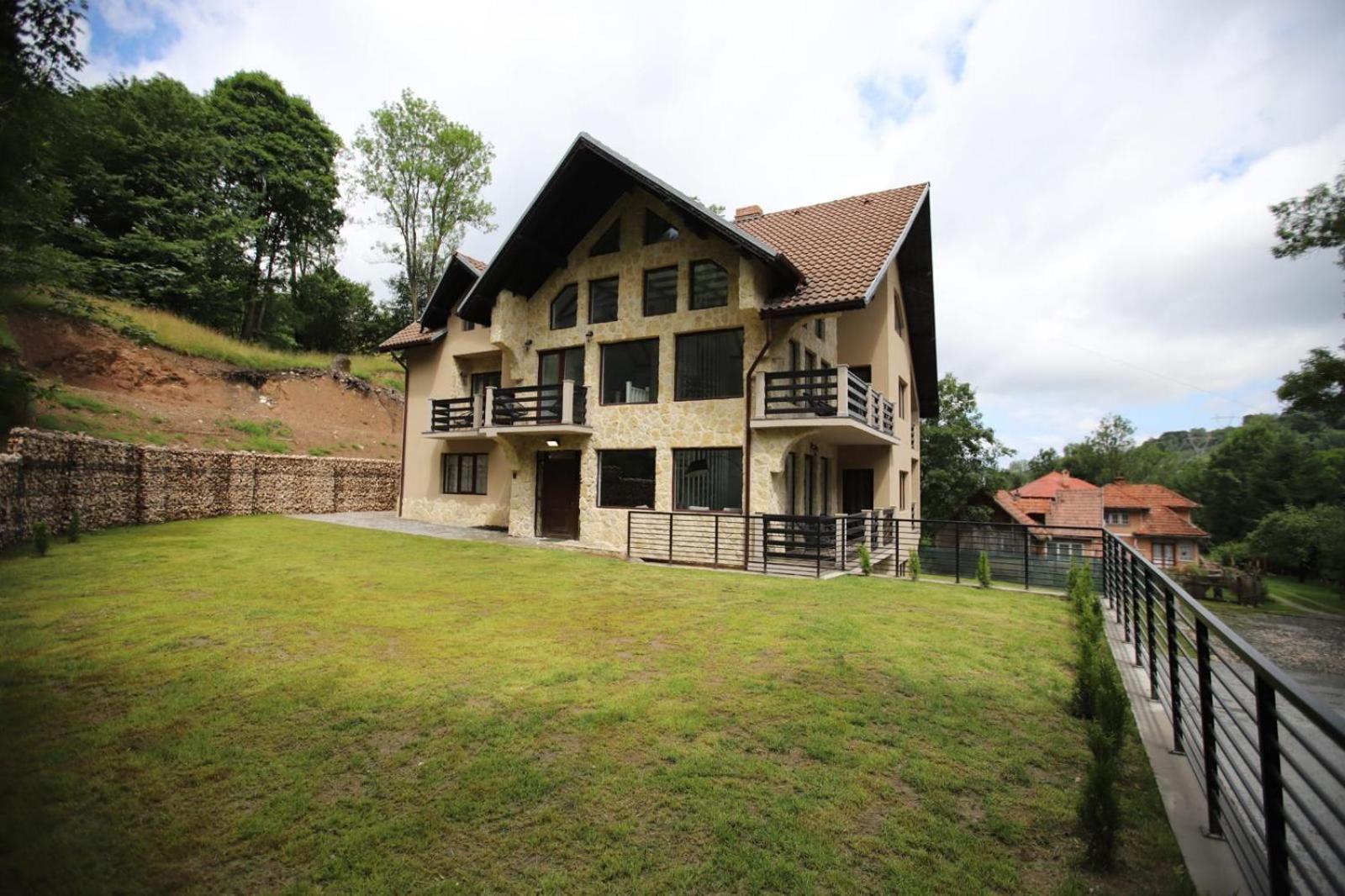 Vila Kassa Bran  Exteriér fotografie