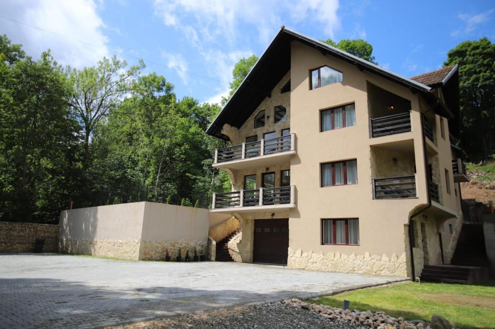 Vila Kassa Bran  Exteriér fotografie